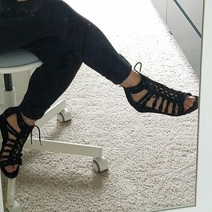 SOLD - Wedge sandals, sz 6